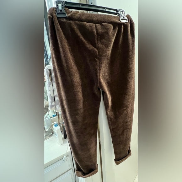 MODA ITALY Soft Corduroy Knit Velour Stretch Pants M NWT - Picture 2 of 6